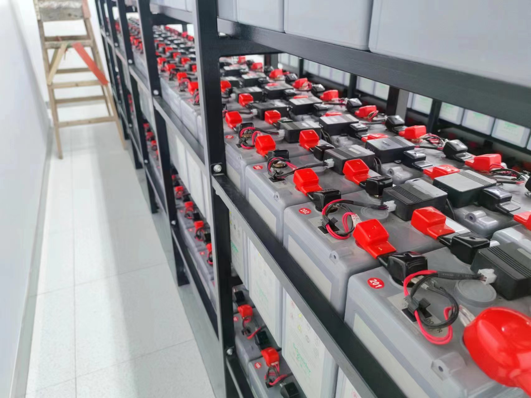 烏海某電力系統(tǒng)施耐德500kVA與600kVA